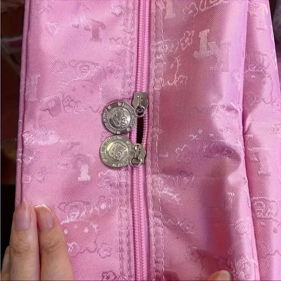 Pink Hello Kitty Travel Bag, Pink Hello Kitty Purse, Pink Hello Kitty Luggage - Picture 7 of 14